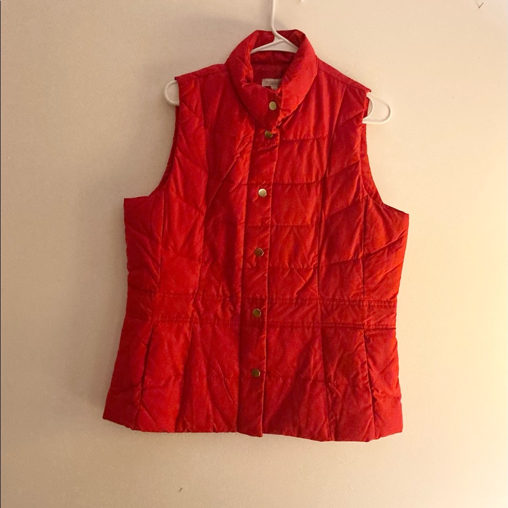 Cherry red Quilted puffy vest with gold accents